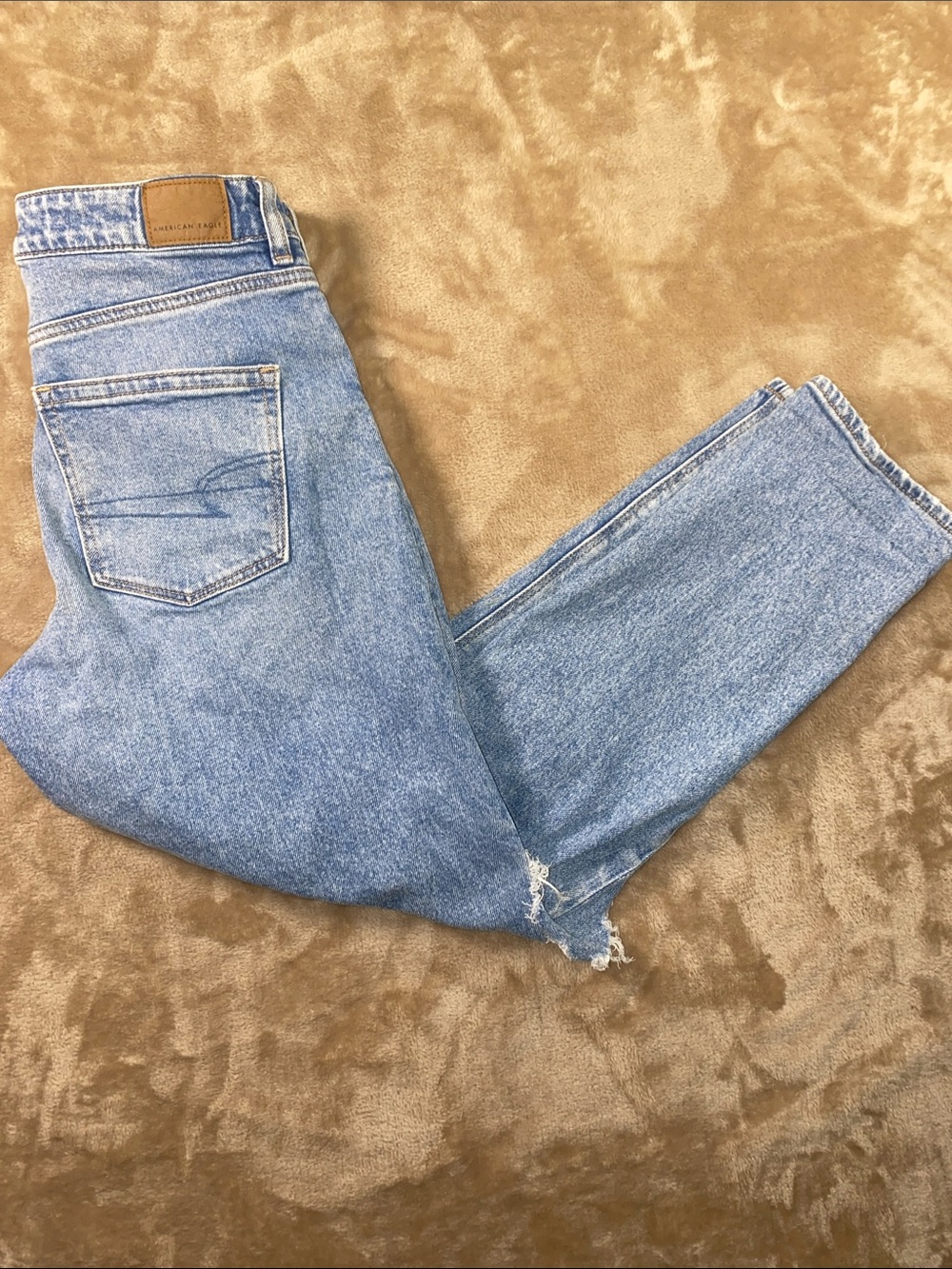 American Eagle Outfitters Mom Jean Light Blue